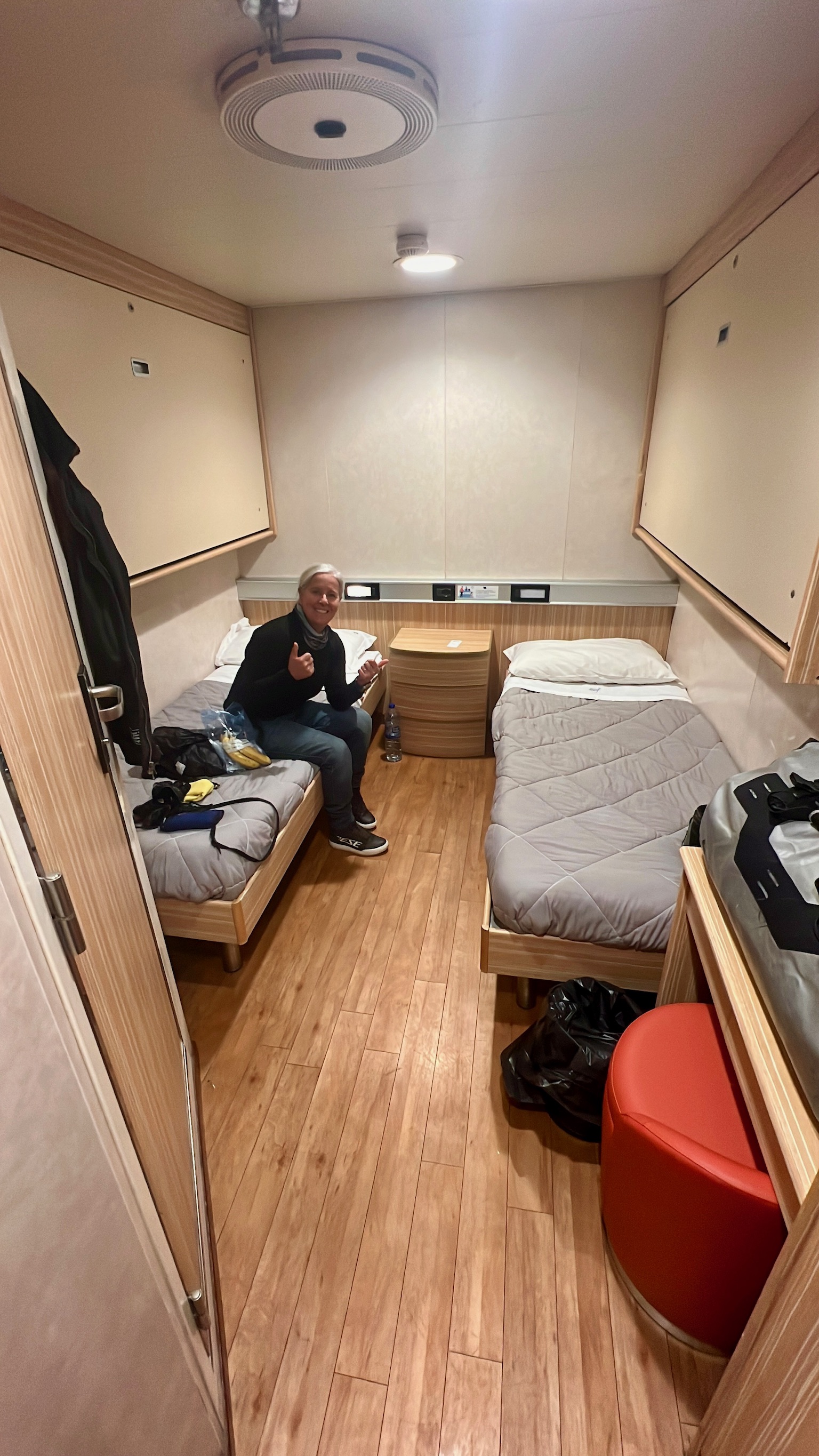 9FDD4DC2-0751-48D4-ACA9-98B3DDCA11DD